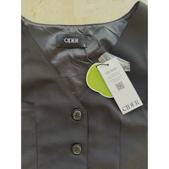Cider Women's Size S Black Sleeveless Button Front Vest Top Tie Back NEW NWT - Picture 2 of 6